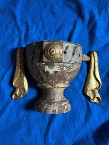 Antigua consola pequeña pedestal para figura santa tallada en madera - Imagen 1 de 15