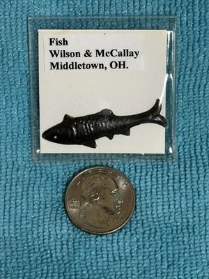 Etiqueta de tabaco de pescado troquelado en relieve de Wilson McCallay Tobacco Co. Middletown OH Foto 1 de 4