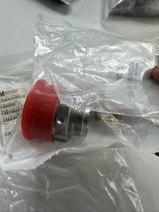 Amphenol Circular Connector TVS06RF-15-4P Straight - Picture 1 of 4