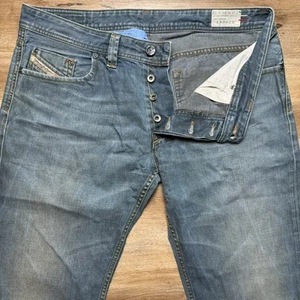 Diesel Jeans Men 36x32 Blue Larkee Straight Leg Dirty Wash Italy 0RK8Q Ins Alt. - Picture 1 of 15