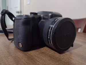 Kodak EasyShare Z981 14MP Digital Camera 26X Zoom IS 3" Screen Wide Angle TESTED - Picture 1 of 6