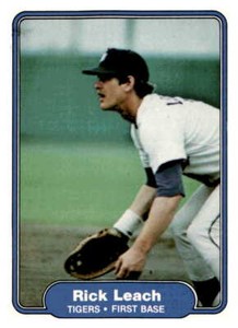 1982 Fleer  Rick Leach  RC 272