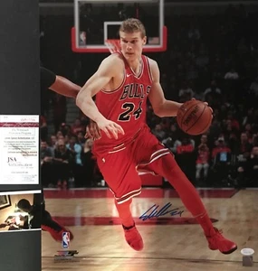Lauri Markkanen Chicago Bulls Autographed Signed 16x20 Photo JSA WITNESS COA B - Picture 1 of 1