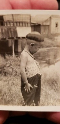 FOTO JAPONESA ORIGINAL DE LA SEGUNDA GUERRA MUNDIAL DE NIÑO MONJE CHINO DURANTE LA GUERRA DE MANCHURIA  Foto 1 de 3