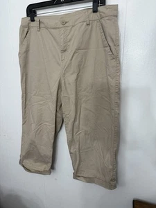 Christopher & Banks 12 Beige Capris Cotton Pockets  - Picture 1 of 4