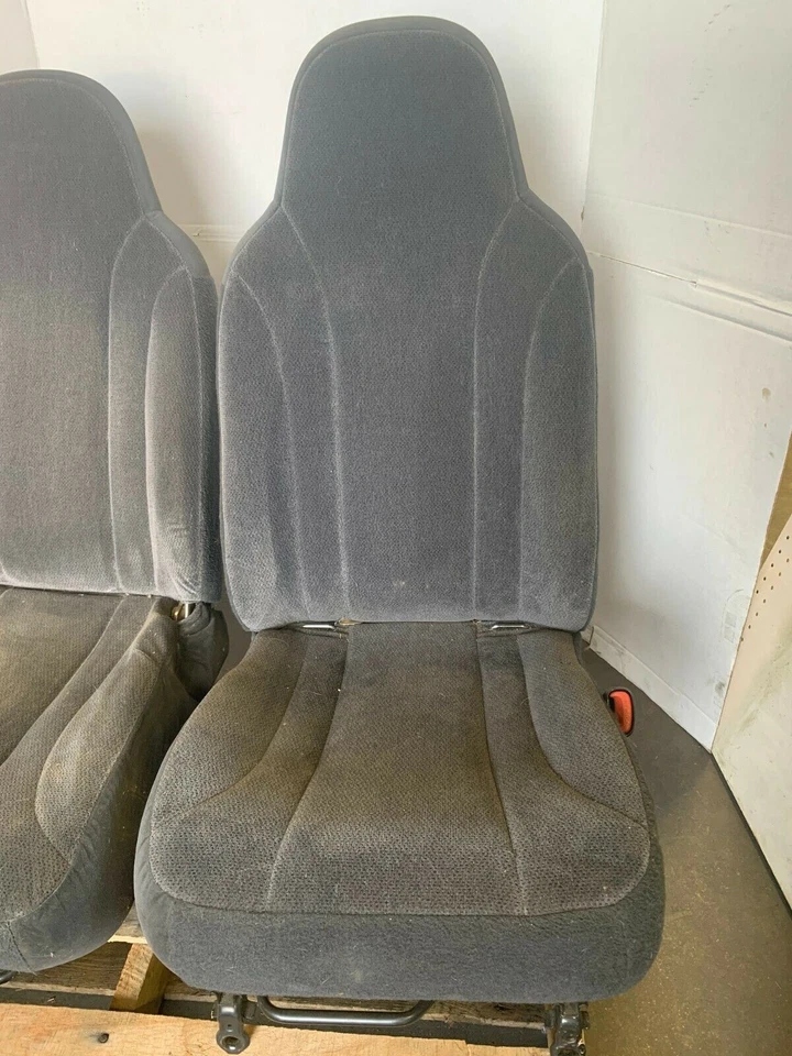 2003 Dodge Dakota Extended Cab Passenger RH Front Bucket Seat Gray Cloth - Image 1 of 4