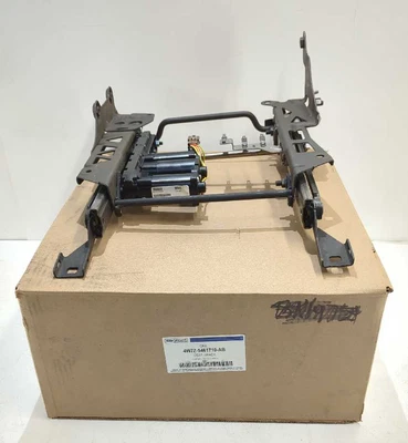 Nuevo OEM Ford asiento eléctrico motores de oruga 2004-2006 Crown Victoria 4W7Z-5461710-AA Foto 1 de 4