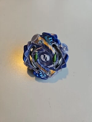 Beyblade Burst Evolution "Hyrus H2" - Bild 1 von 2