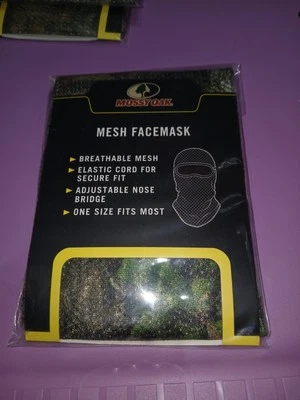 Mossy Oak Hunting Mesh Facemask Camo Green One Size Fits Most/Form Fit - Image 1 of 3