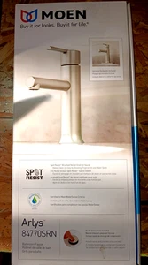 Grifo de baño Moen 84770SRN con drenaje abatible en níquel cepillado - Imagen 1 de 2