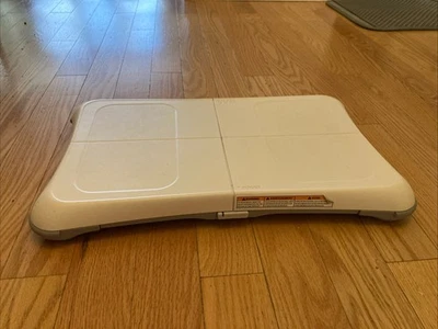 任天堂 Wii 平衡板白色 RVL-021 — 第 1/4 张图片