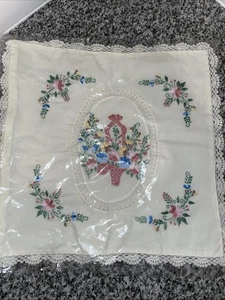 New Embroidered Sofa Decorative Pillowcase Basket Of Flowers - Picture 1 of 7