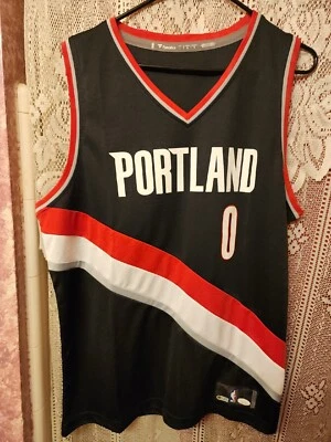 🧨🖤🤍📈  DAMIAN LILLARD AUTO BLAZERS SIGNED JERSEY JSA PSA 10 RARE 1 OF A KIND! - Image 1 of 4