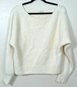 Abercrombie & Fitch Women's Medium Ivory Fuzzy Sweater Boucle Dolmam Warm & Cozy - Picture 1 of 7
