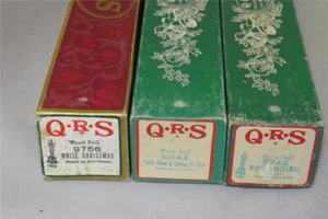 (3) Q.R.S. Player Piano Holiday Rolls : White Christmas & Santa Claus is Coming - Picture 1 of 7