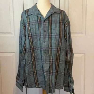 Van Heusen Classic Fit Green Brown Plaid Button Down Shirt XL - Image 1 of 3