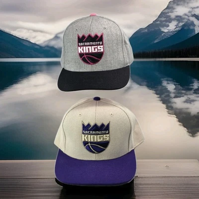 2 bonés SnapBack Sacramento Kings NBA Mitchell & Ness ajustável e ajustado 7 1/2 - Imagem 1 de 4