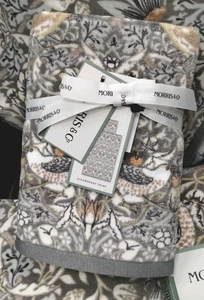 William Morris Set 2 CLAY STRAWBERRY THIEF HANDTÜCHER Velour grau NEU - Bild 1 von 21