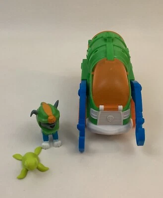 Spin Master Paw Patrol Rocky Transforming Sea Patrol Buceo Reciclar Vehículo Verde Foto 1 de 4