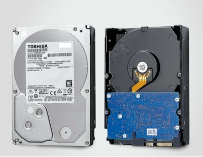Toshiba DT01ACA300 3,5 inch 3TB 7200RPM Hard Drive 64MB Cache - Image 1 of 3