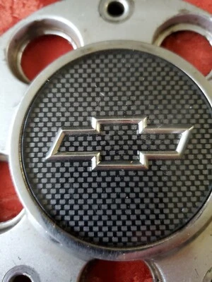 Tapa central de rueda de acero OEM 2000-2011 Chevrolet Impala Police usada OEM 09593297 Foto 1 de 3