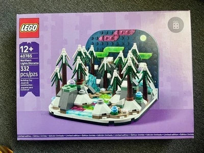 LEGO Northern Lights Diorama 40785 BRAND NEW & SEALED! great holiday gift! - Image 1 of 3