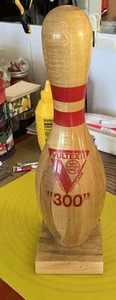 Spilla Bowling Vultex II Vintage Rivestita Trasparente OTTIME CONDIZIONI 300 Game Award Pin 14 - Foto 1 di 5