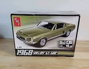 SELLADO Nuevo AMT 1968 Shelby GT500 - Kit de coche modelo de plástico escala 1/25 #634  - Imagen 1 de 14