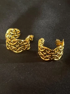 Vtg 80s 90s Avon Goldtone Openwork Hoop Earrings Chunky Cutout Statement  - Picture 1 of 4