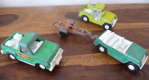 3 TootsieToy Green Jeep Trucks 70s Diecast Toy Trailer Commando CJ Jeepster - Picture 1 of 11
