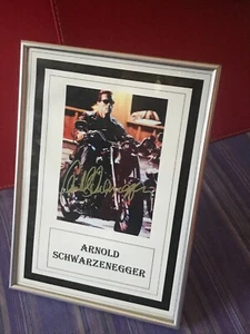 signed ready to frame 30x21cm reproduction Arnold Sshwarzenegger photo - Picture 1 of 3