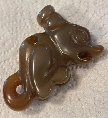 古猴子护身符红山文化好运小饰品旧雕刻石吊坠 — 第 1/4 张图片