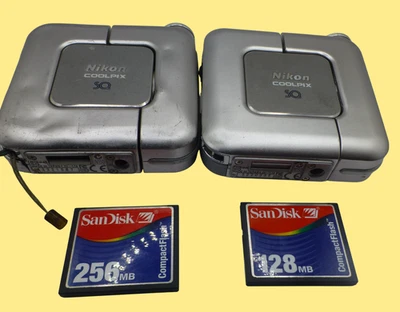 2 Nikon COOLPIX SQ Digital Compact Camera Square Silver UNTESTED - Image 1 of 4