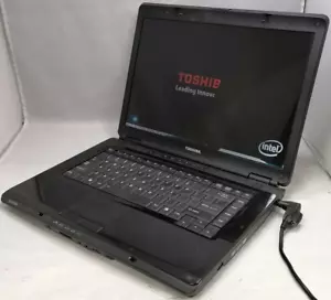 FOR PARTS 15.4" Toshiba Satellite L305-S5902 (Dual-Core T3200/2 GB RAM/NO HDD) - Picture 1 of 11