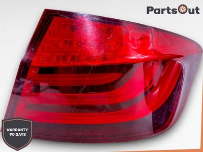 Lámpara de luz trasera exterior lado pasajero derecho BMW 535Xi F10 11-13 17346202 OEM Foto 1 de 4