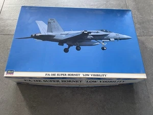 Maquette Hasegawa F/A 18E super hornet low visibility 09736 neuf complet - Imagen 1 de 8