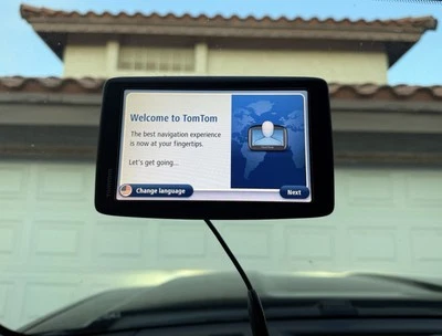 TomTom Start60 4EN62 6" Touch GPS Navigator System Complete - Image 1 of 4