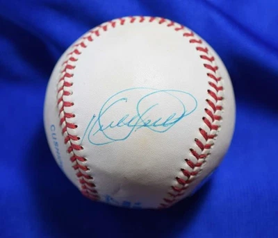 Kirby Puckett Beckett BAS LOA Autograph American League OAL Signed Baseball - Image 1 of 2