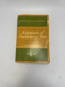 VINTAGE 1962 Adventures of Huckleberry Finn, Norton Critical Edition, Paperback - Imagen 1 de 9