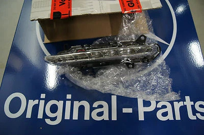 Luz diurna LED antiniebla derecha Mercedes Benz nueva C CL CLS GLK R S 2218201856  Foto 1 de 3