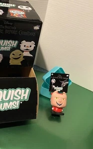 Lock Squish Ums! Ems! NMBC Red Child Nightmare Before Christmas Foam Mystery - Bild 1 von 5
