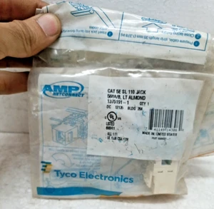Tyco Electronics Cat 5E SL 110 Jack 568A/B LT Almond 1375191-1 Lot of 5 pcs - Afbeelding 1 van 8