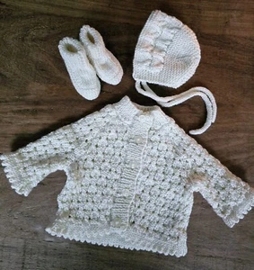 Hand Knitted Prem / Tiny Baby 4 Ply Linen Blend Cardigan, Bonnet And Bootees - Picture 1 of 2