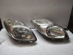TOYOTA YARIS MK2 FACE-LIFT 3/5DR O/S DRIVERS HEADLIGHT 81150-0D340 2009-2011 - Imagen 1 de 13
