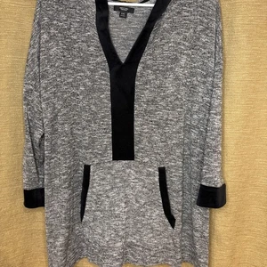 SIMPLY VERA Vera Wang Damen Hoodie dünnes Sweatshirt Gr. XXL grau & schwarz lang - Bild 1 von 6