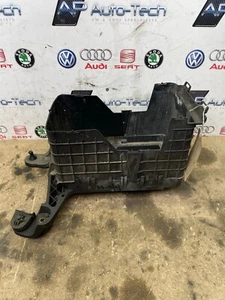 Batteriekasten Gehäuse mit Seitenteilen - A3 8P S line Sportback 2.0tdi  - Bild 1 von 2