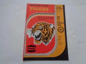 HULL CITY v NEWCASTLE UNITED - MAY 9th, 1983 - FRIENDLY - Picture 1 of 2