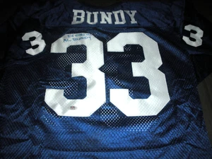 CAMISETA WILSON CON LICENCIA OFICIAL FIRMADA POR ED ONEILL AL BUNDY POLK HIGH PSA/ADN/COA - Imagen 1 de 3