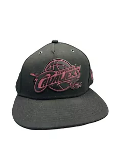 Cleveland Cavaliers NBA Mitchell and Ness Black W Rubber Logo Snapback Hat Cap - Picture 1 of 12