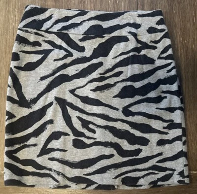 Falda Lápiz MERONA Talla 6 Estampado Cebra ELASTIZADA Sobre la Rodilla Gris Negra Abertura Trasera Foto 1 de 4